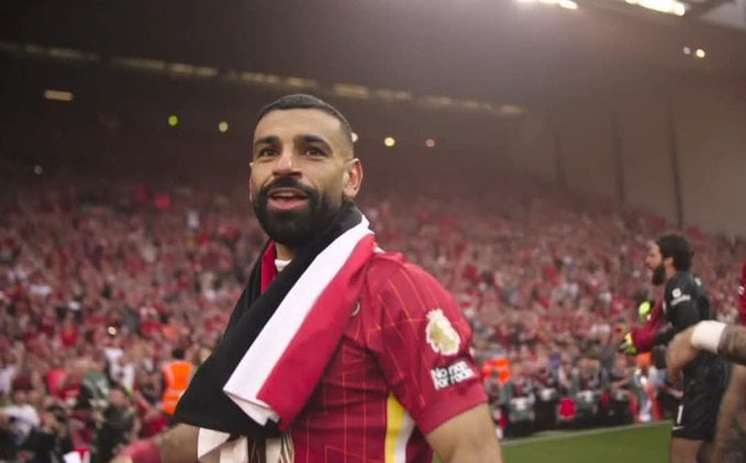 نجوم الكرة يجتمعون: رونالدو وصلاح في وداع شيكابالا