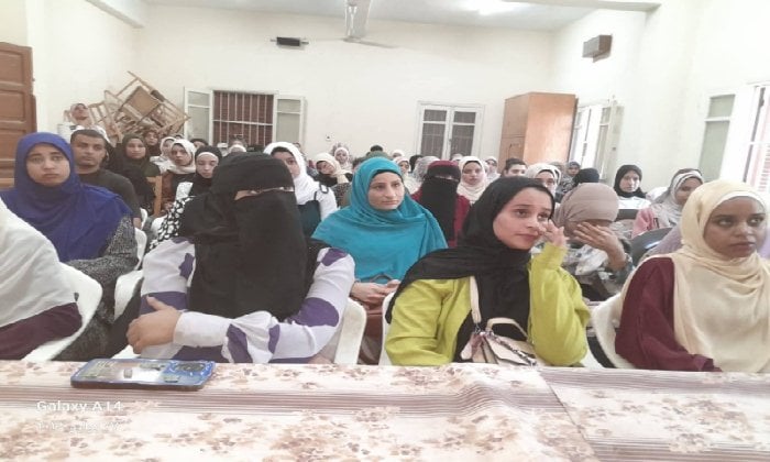 ندوات جامعة جنوب الوادي في إطار تعزيز محو الأمية بدشنا