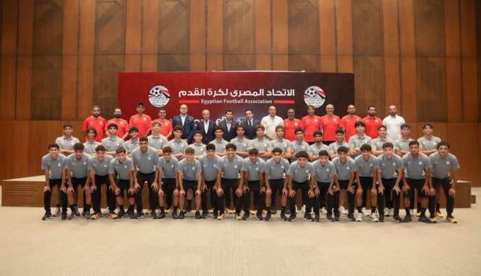 وزير الرياضة يلتقي منتخب 17 سنة في معسكر التحضير لكأس العالم