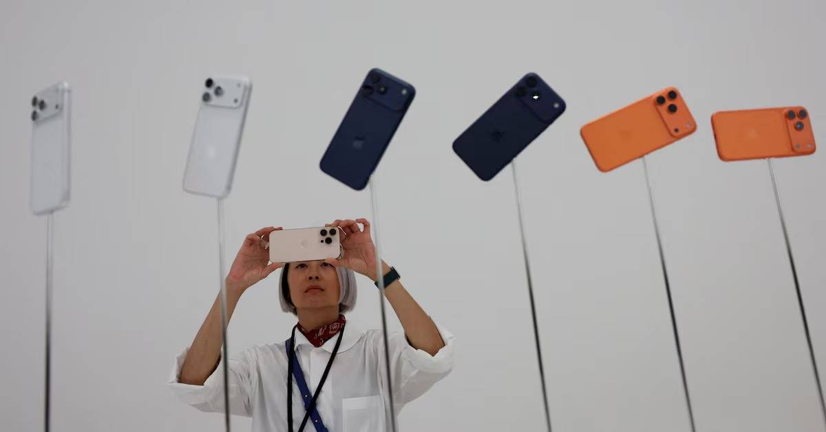 «هل سيجعل تحديث “iOS 26” من شراء “آيفون” جديد أمرًا غير ضروري؟»