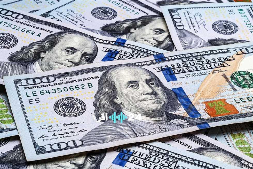 «تذبذب غير متوقع» سعر الدولار يشهد هبوطًا مدوٍّ في السوق المصري اليوم