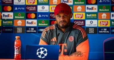 «لن نتوقف حتى نحقق الحلم» كومبانى يؤكد عزم فريقه على الفوز بلقب دوري الأبطال رغم التحديات الصعبة