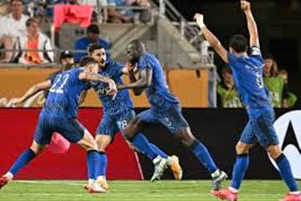 «مواجهة مثيرة تنتهي بفوز القادسية على الهلال 1-2 في دوري روشن السعودي»