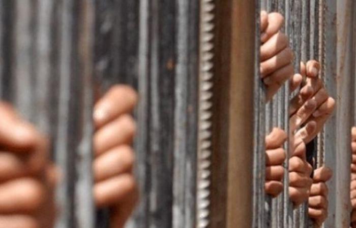 «قضية نصب توهمت فيها ضحايا بانتحال متهمين لصفة موظفين في محافظة القاهرة»